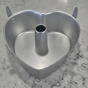 Wilton Heart-Shaped Aluminum Angel Food Cake Pan